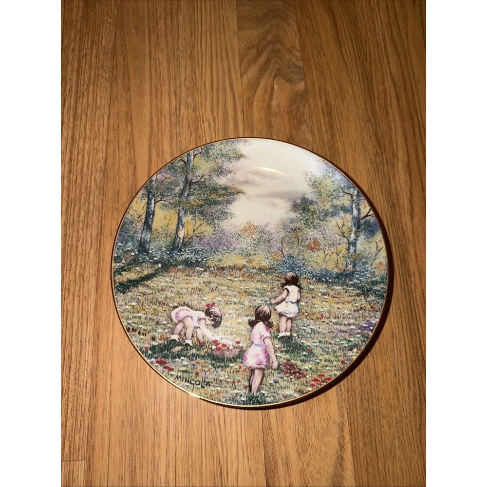 1977 3 Sisters Picking Flowers Calhoun Collector Plate Dominic John Mingola N571